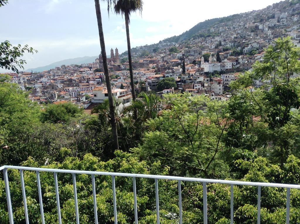 Hotel De La Borda Taxco de Alarcon Esterno foto